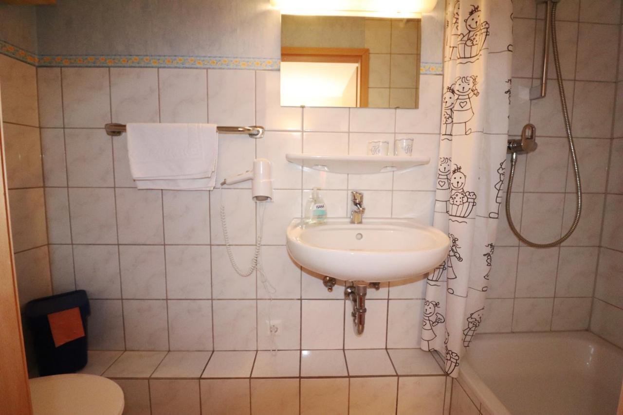 Haus Am Kurpark Wohnung 17 比苏姆 外观 照片